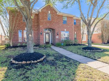 12815 Mossy Ledge Drive