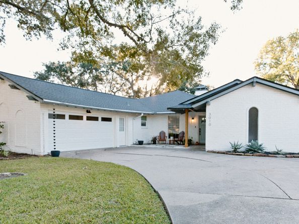 3010 Broadmoor Drive, Sugar Land TX 77478