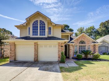 8306 Lake Crystal Drive