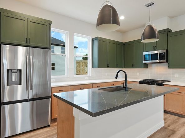 4830 Pinemont Drive, Houston TX 77091