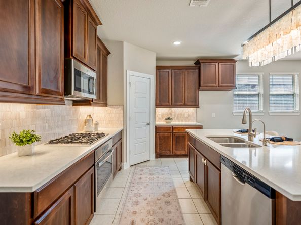 16719 Highland Country Drive, Cypress TX 77433