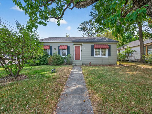 1020 Houston Street, Conroe TX 77301