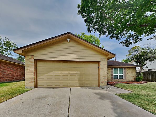 7410 Soledad Drive, Houston TX 77083