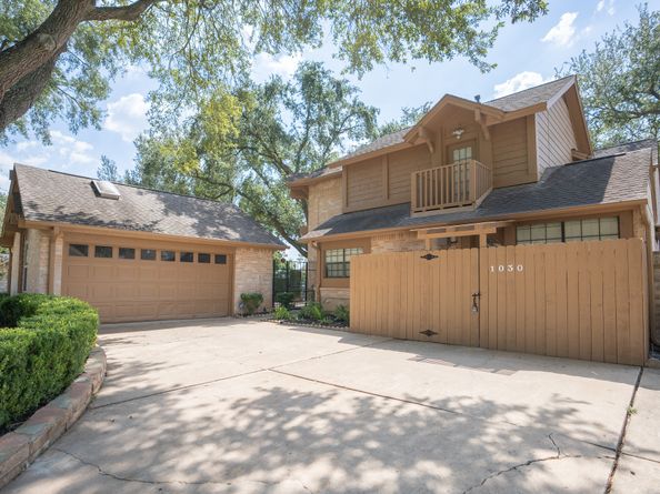 1030 Oyster Bay Drive, Sugar Land TX 77478