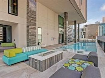 1211 Caroline Street