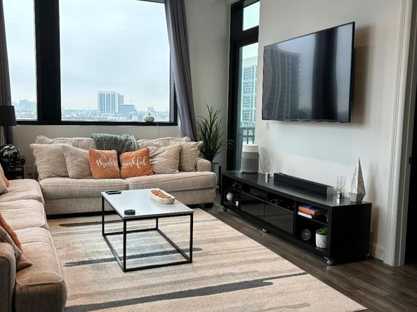 1211 Caroline Street 1104, Houston TX 77002