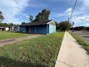3902 Alberta Street