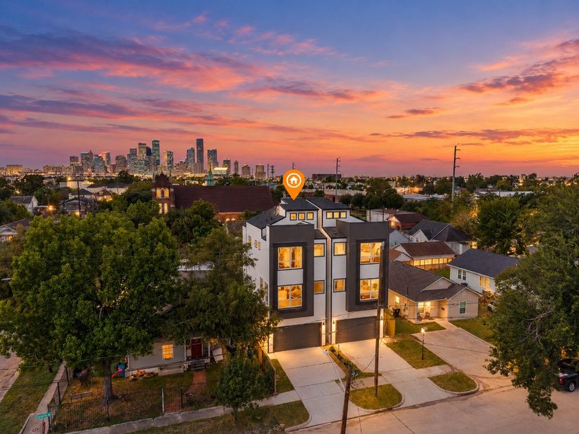 120 Estelle Street, Houston TX 77003