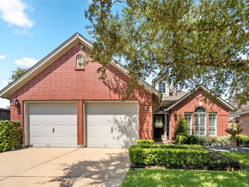 7018 Afton Woods Drive, Houston TX 77055
