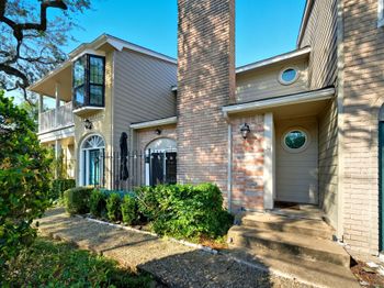 2220 Bering Drive