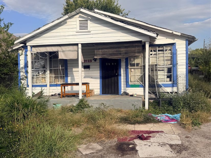 8123 Gladstone Street, Houston TX 77051