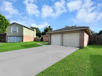 3302 Hombly Road