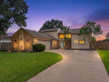 7215 Creek Crest Drive