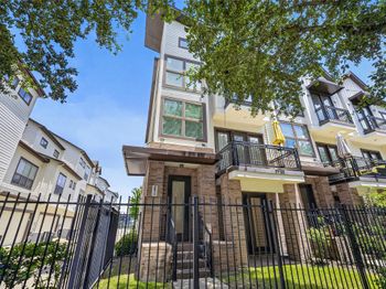2811 Clay Street