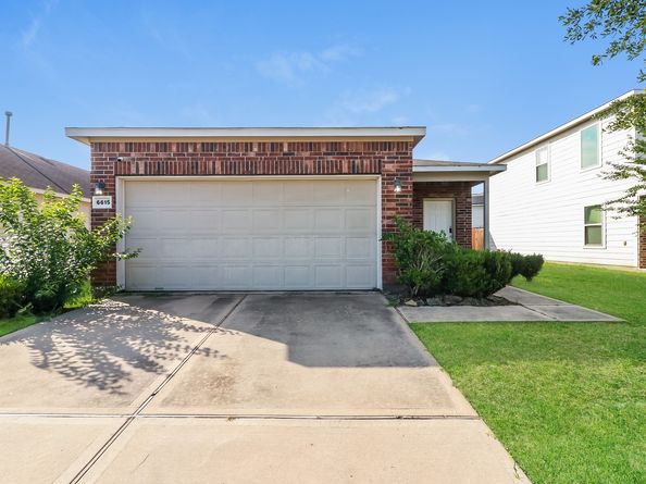 6615 Dayridge Lane, Houston TX 77048