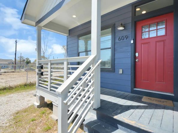 609 Boundary Street, Houston TX 77009