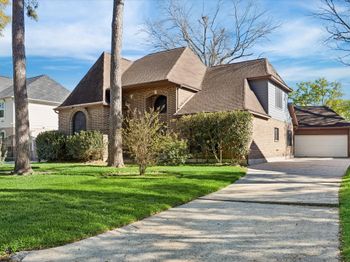 3811 Trappers Forest Drive