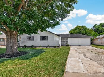 5923 Heatherbrook Drive