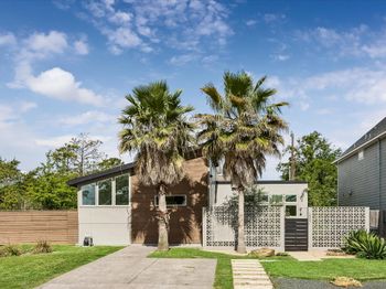 1562 Cheshire Lane