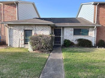6439 S Briar Bayou Drive