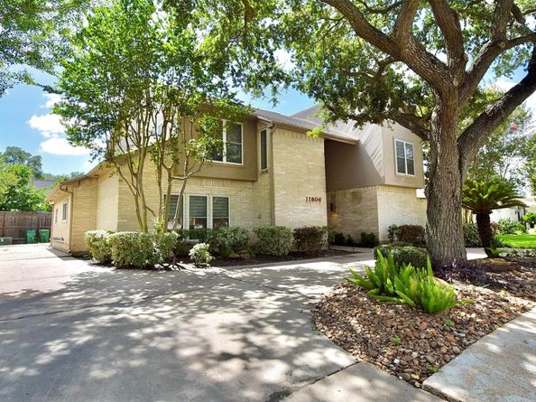 11806 Braesridge Drive, Houston TX 77071
