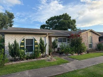 13074 Clarewood Drive