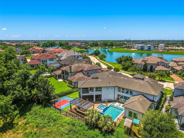 59 Enclave Manor, Sugar Land TX 77479