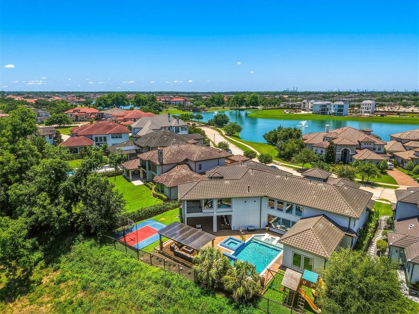 59 Enclave Manor, Sugar Land TX 77479