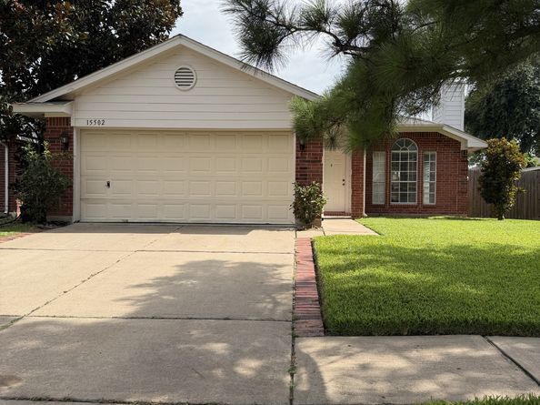 15502 Prairie Oaks Dr Drive, Houston TX 77083