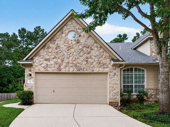 158 N Valley Oaks Circle, The Woodlands TX 77382