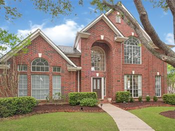 1302 Blackthorne Drive