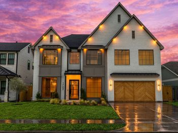 1702 Candlelight Lane