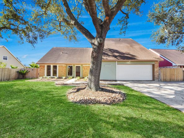 10922 Sagemorgan Drive, Houston TX 77089
