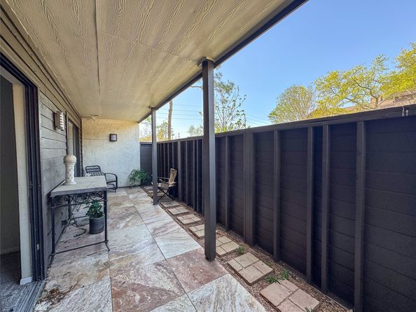 3085 Walnut Bend Lane 12, Houston TX 77042