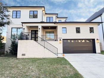 3021 Blue Bonnet Boulevard