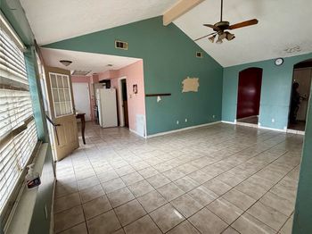 919 Grand Oaks Drive