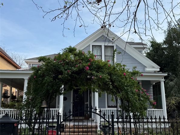 1646 Harvard Street, Houston TX 77008