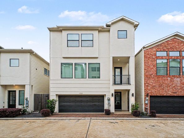 1023 Green Kensington Drive, Houston TX 77008