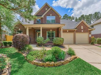 11 N French Oaks Circle