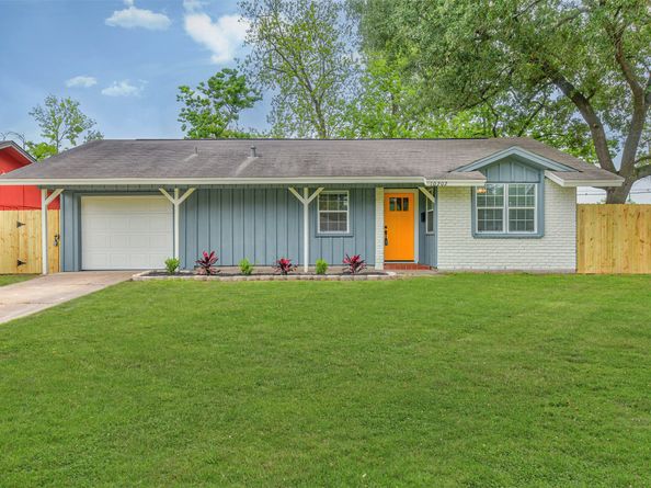 10202 Elmhurst Street, Houston TX 77075