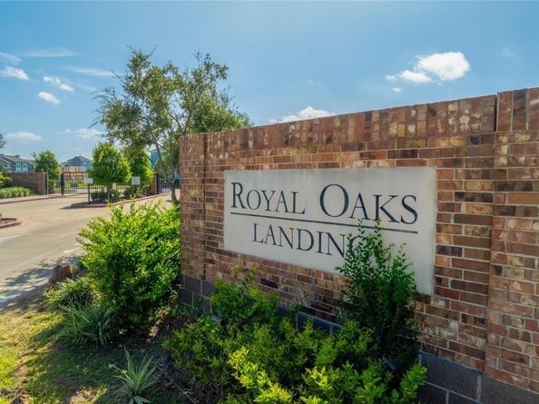 12019 Royal Oaks Run Drive Drive, Houston TX 77082