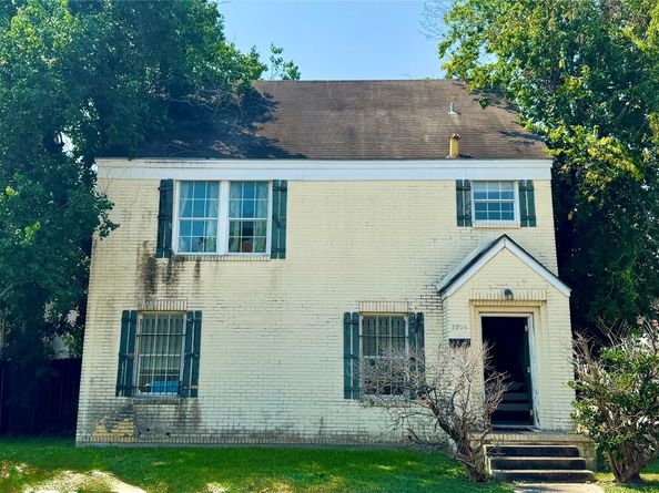 2904 Palm Street, Houston TX 77004