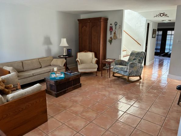 6349 Briar Rose Drive 148, Houston TX 77057