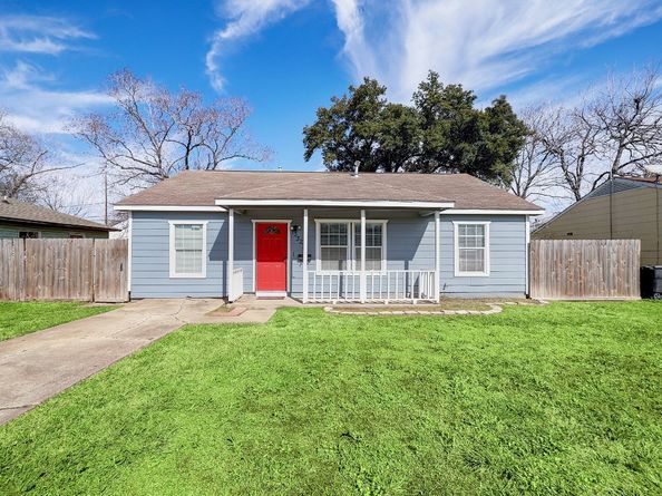 13327 Halifax Street, Houston TX 77015
