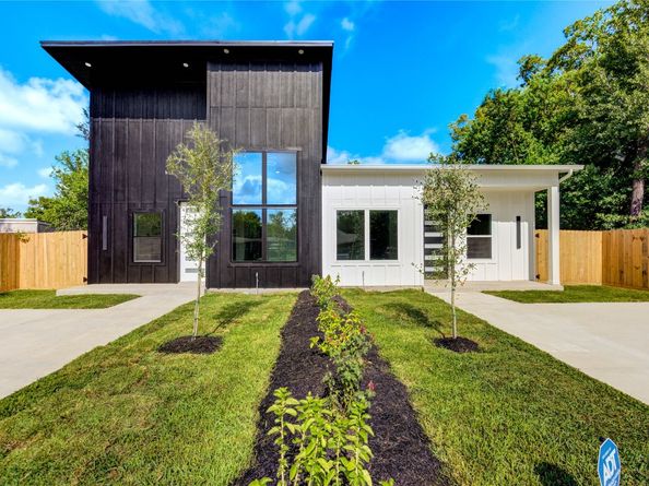 6710 Kassarine Pass A/B, Houston TX 77033