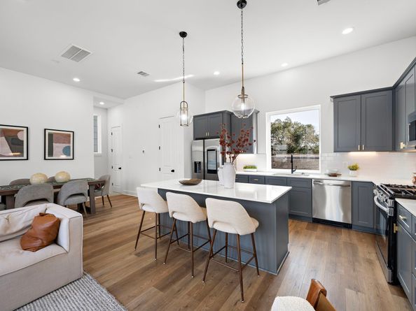 835 Elkhart Street E, Houston TX 77091