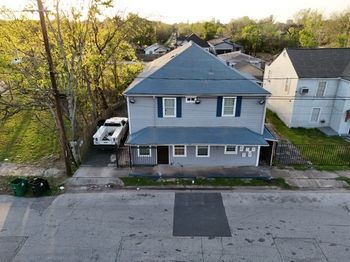 3522 Sampson Street
