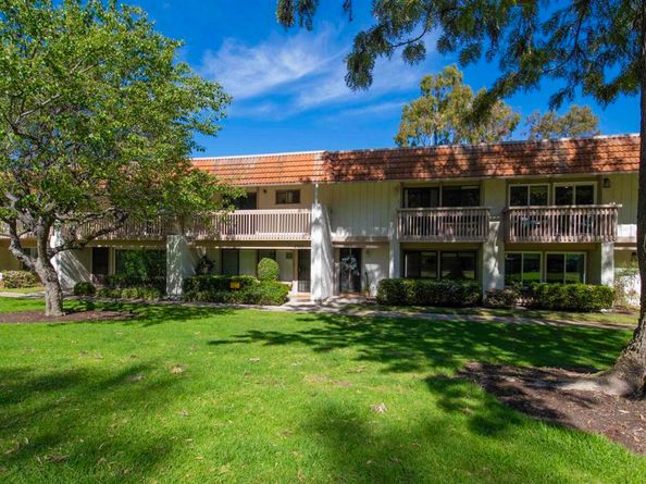 2925 Via Libertad, Carlsbad CA 92010