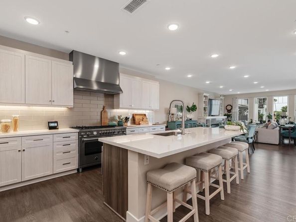 800 Grand Avenue 105, Carlsbad CA 92008