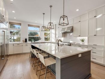 1270 Rubenstein Ave.